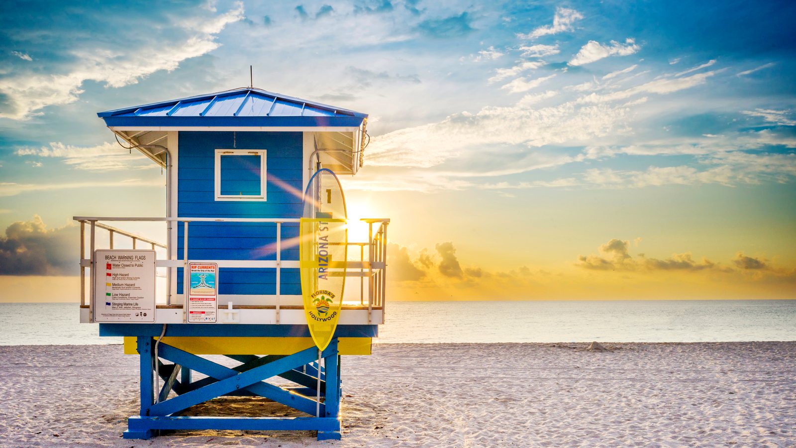 Lifeguard house on a Florida beach at sunrise